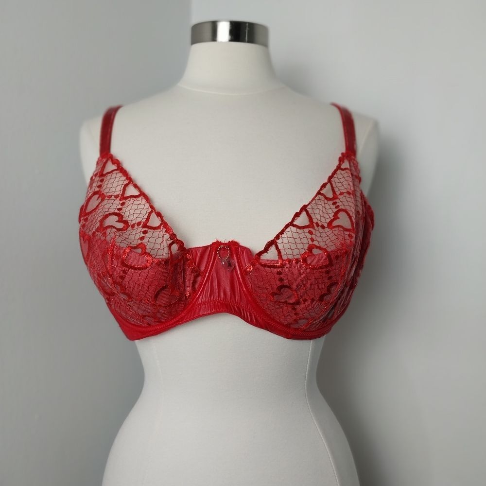 Savage X Fenty Red Heart Glossy Flossy Quarter Cup Bra Size 40DD - Picture 2 of 16